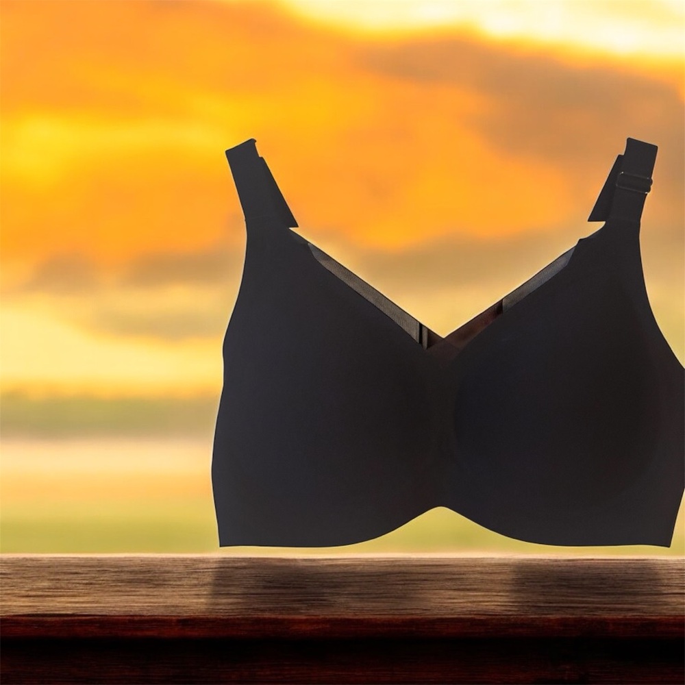 Sleek Black Women's Bra - Picture 6 of 11